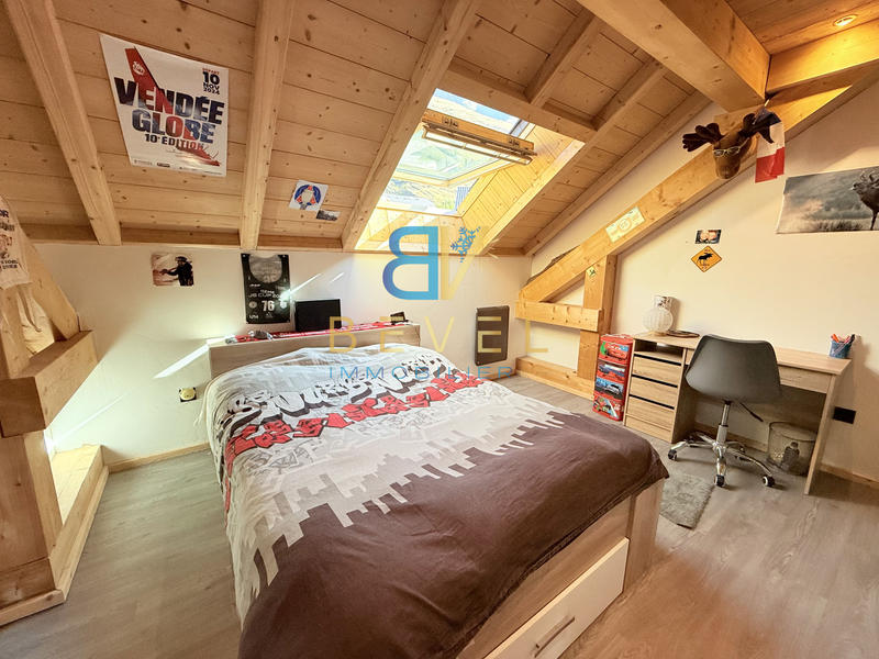 Châlet - 160 m² - 8 pièces