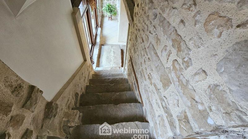 Maison - 173 m² - 6 pièces