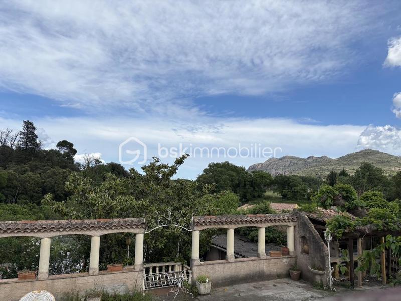 Maison - 117 m² - 6 pièces