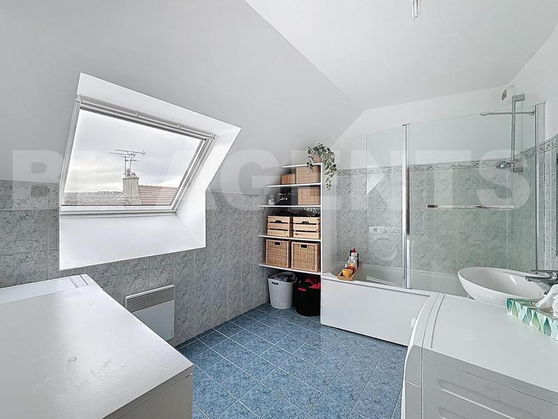 Appartement - 76 m² - 3 pièces