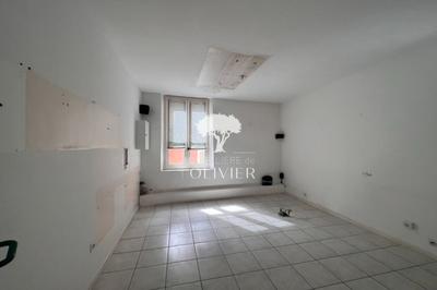 Appartement - 130 m² - 6 pièces