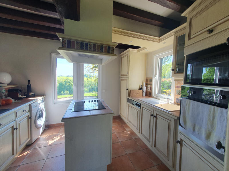 Maison - 130 m² - 4 pièces