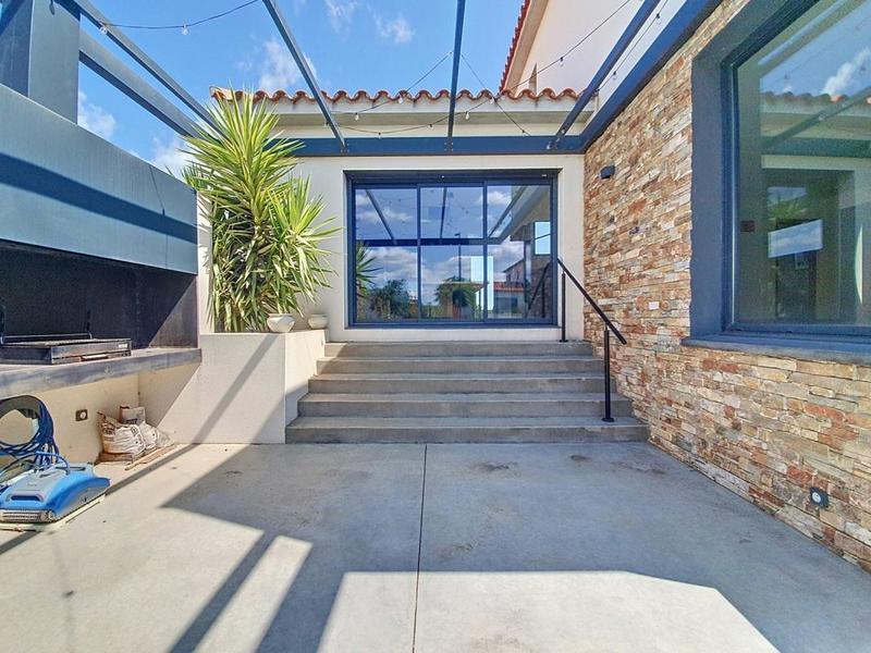 Maison - 141 m² - 6 pièces