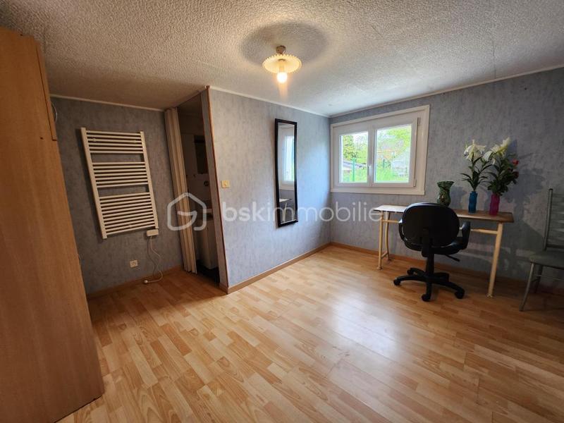 Pavillon - 93 m² - 4 pièces