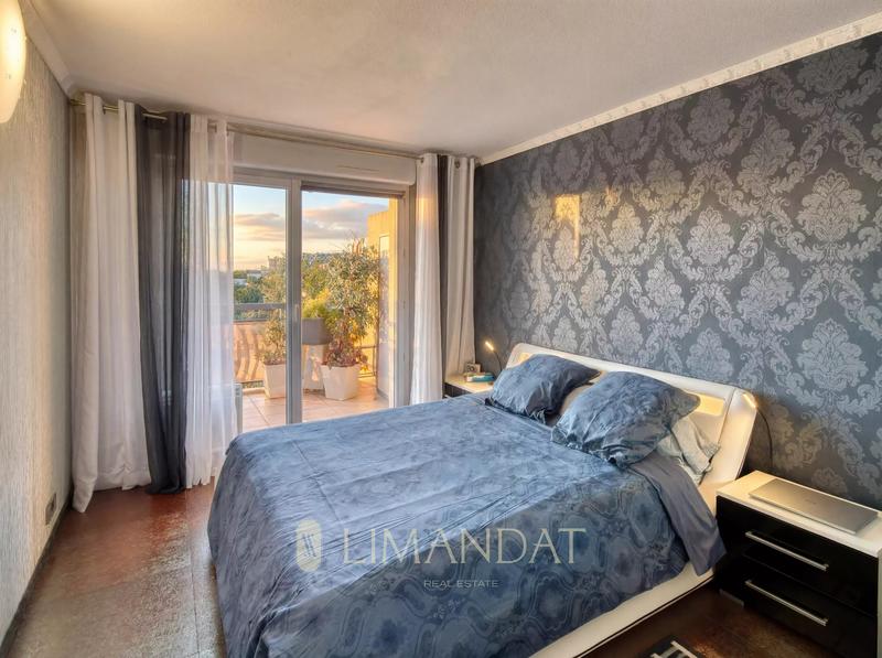 Appartement - 84 m² - 4 pièces