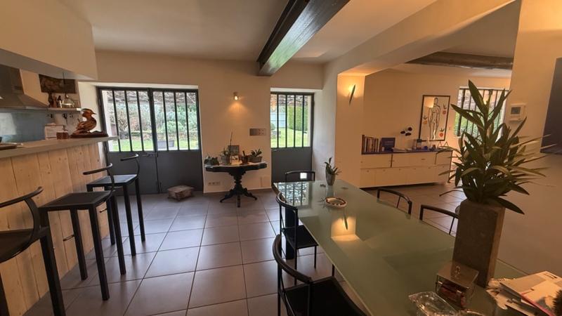 Maison - 289 m² - 5 pièces