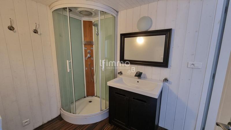 Maison - 170 m² - 8 pièces