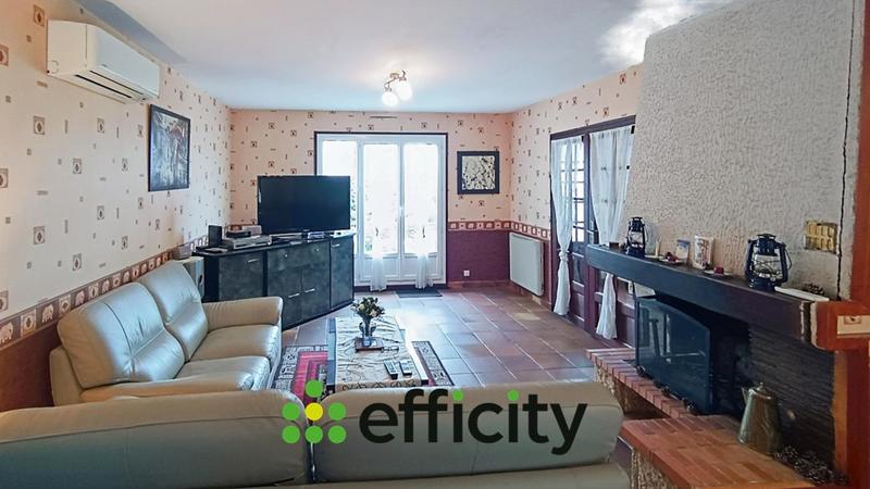 Maison - 90 m² - 5 pièces