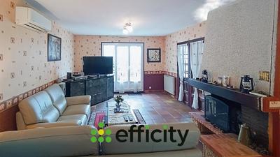 Maison - 90 m² - 5 pièces