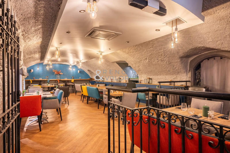 Fonds de commerce - Hôtellerie / Restauration - 340 m²