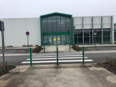 Local commercial - 290 m²