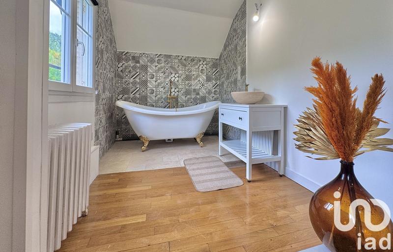 Maison - 171 m² - 6 pièces