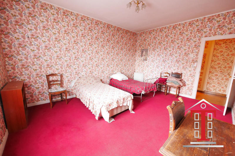 Maison - 320 m² - 13 pièces