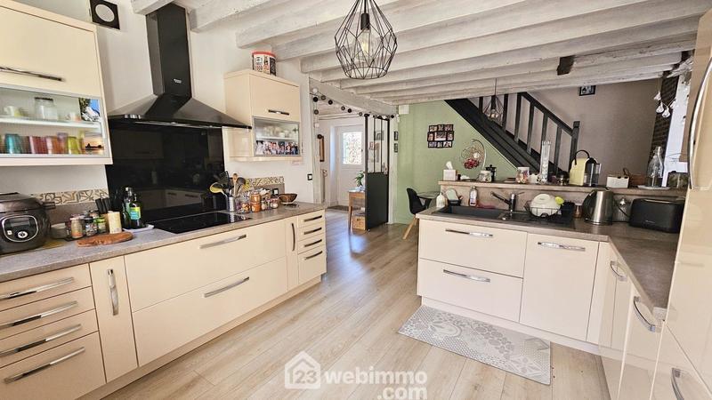 Maison - 185 m² - 7 pièces