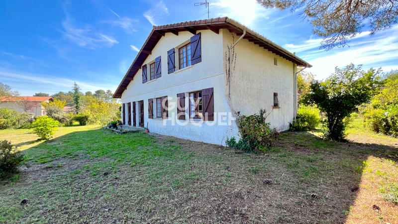 Maison - 159 m² - 8 pièces