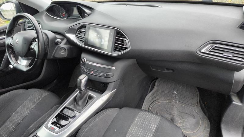 Peugeot 308 1.2 PureTech 130 Eat6 Allure