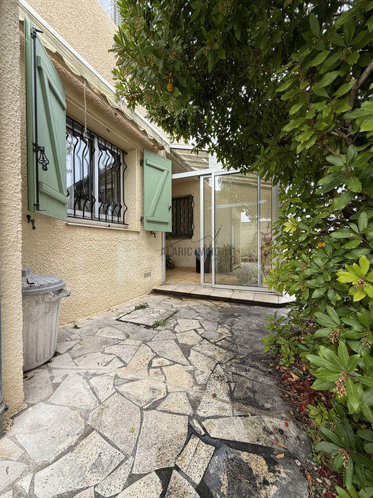 Maison - 111 m² - 7 pièces