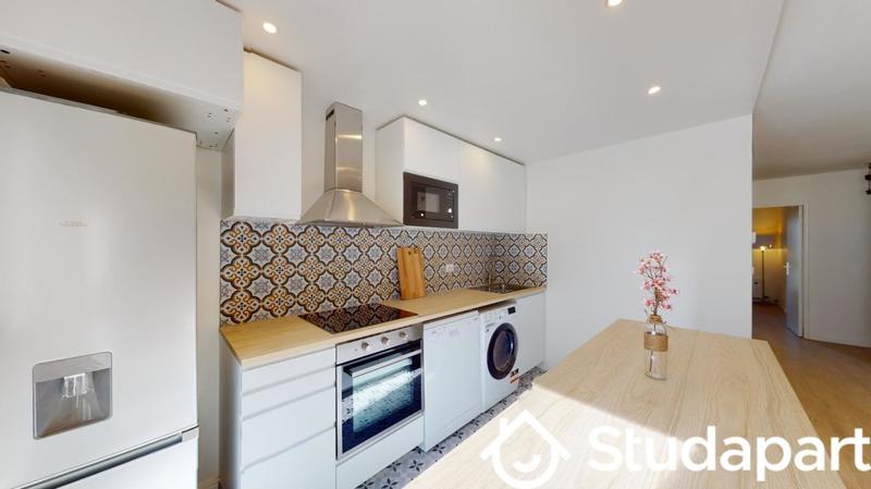 Chambre - 11 m² - 1 pièce