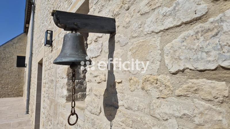 Maison - 537 m² - 17 pièces