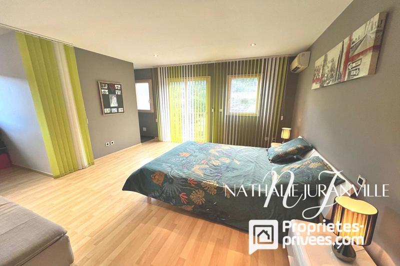 Villa - 188 m² - 6 pièces