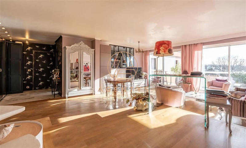 Appartement - 121 m² - 4 pièces