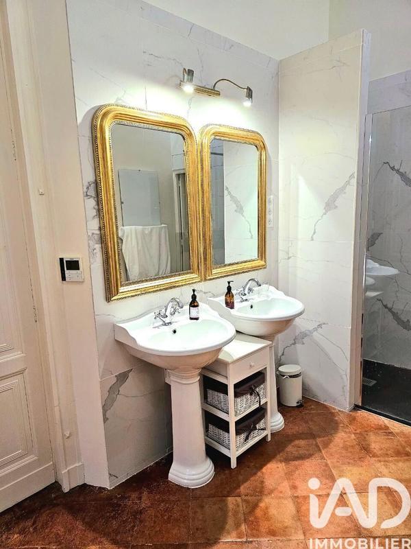 Château - 800 m² - 17 pièces