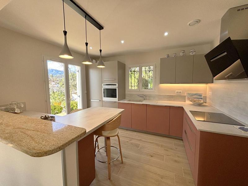 Maison - 122 m² - 5 pièces