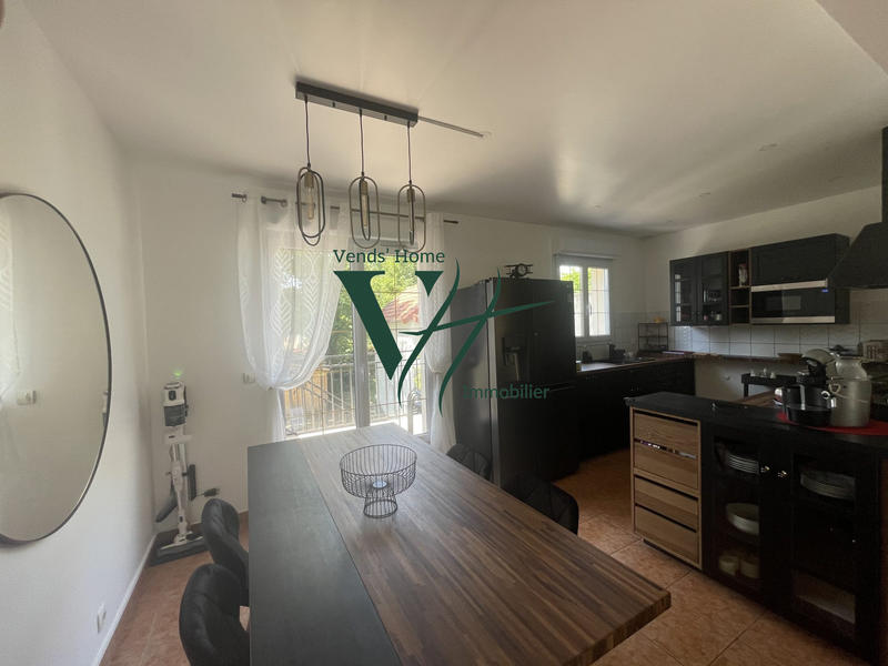 Maison - 88 m² - 4 pièces