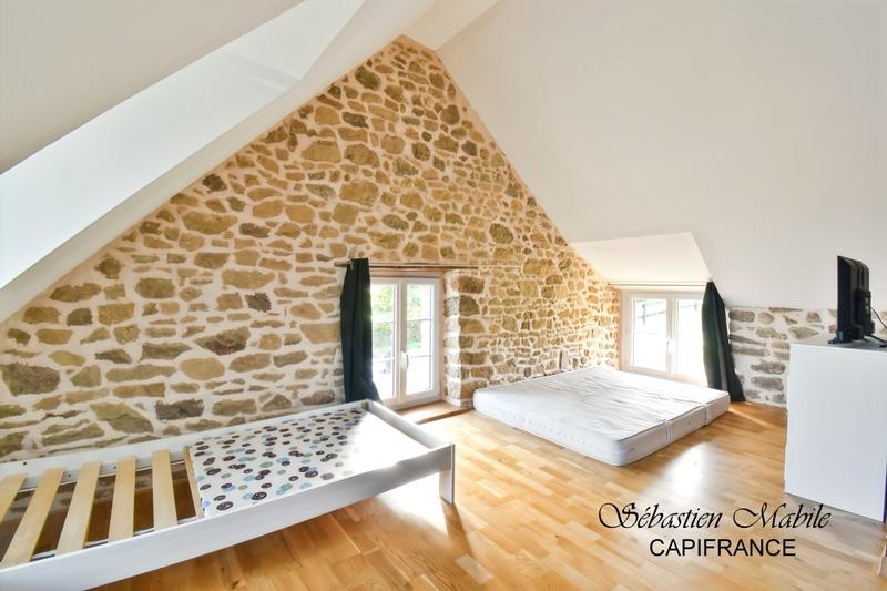 Maison - 95 m² - 5 pièces