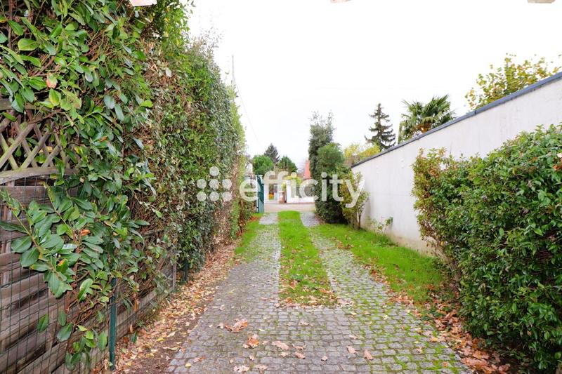 Maison - 150 m² - 7 pièces