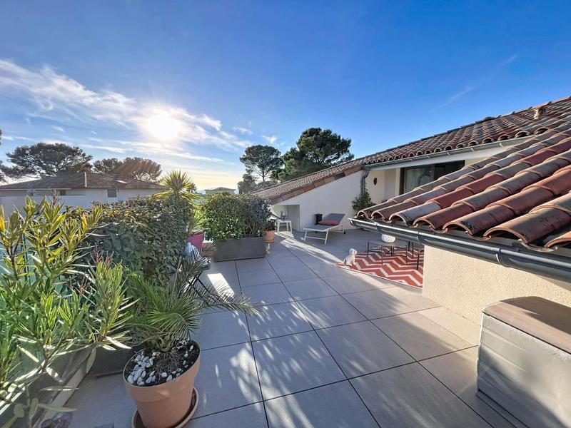 Appartement - 107 m² - 3 pièces