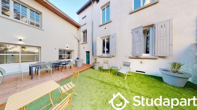 Chambre - 9 m² - 1 pièce