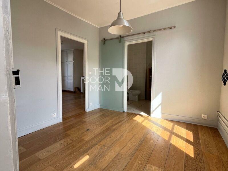 Maison - 193 m² - 7 pièces