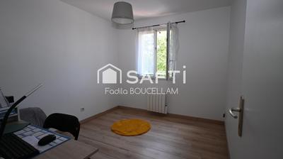 Maison - 94 m² - 5 pièces