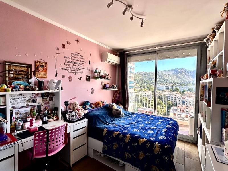 Appartement - 105 m² - 4 pièces