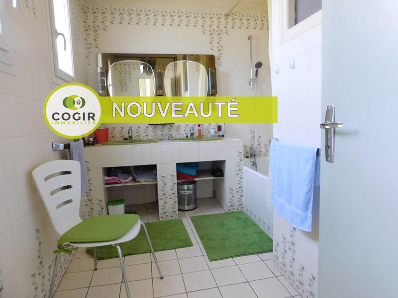 Maison - 169 m² - 7 pièces