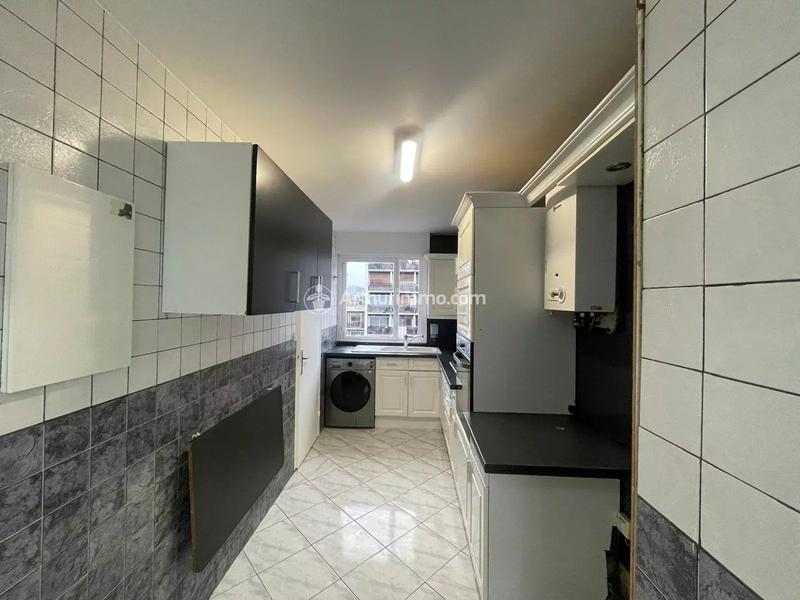 Appartement - 77 m² - 4 pièces