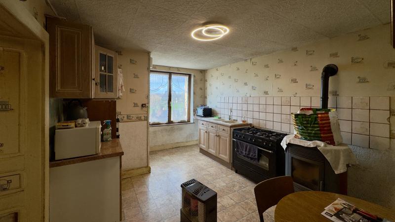 Maison - 200 m² - 3 pièces