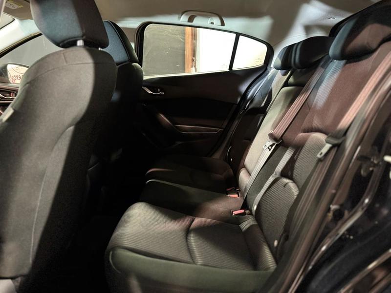 Mazda 3 III Hatchback 2.0 SkyActiv-G 165ch Sièges chauffants, Son Bose, Affichage tête-haute