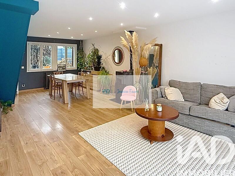 Maison - 137 m² - 6 pièces