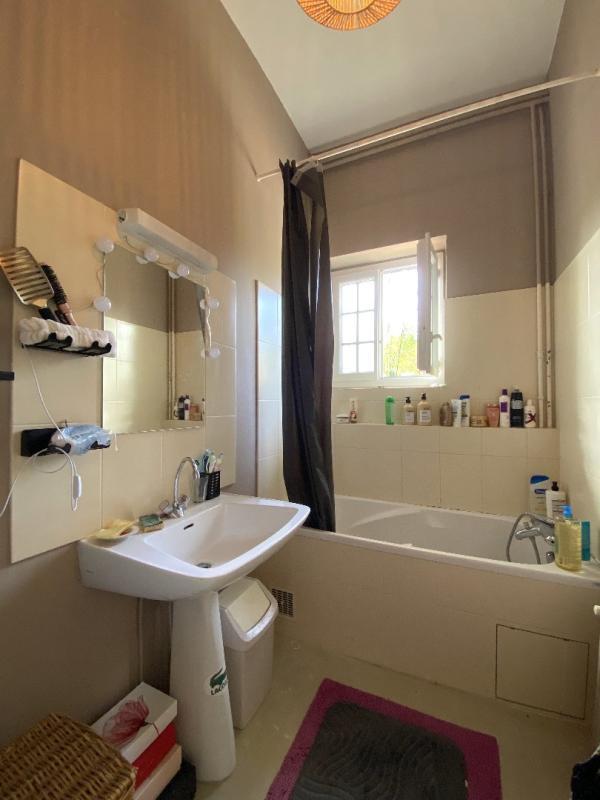 Maison - 230 m² - 7 pièces