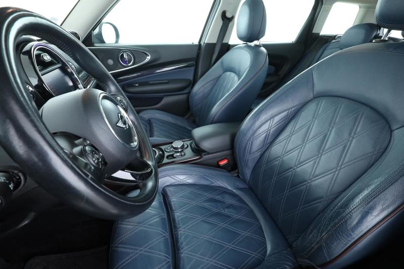 Mini Clubman Cooper Finition Red Hot Chili Bva 136 ch