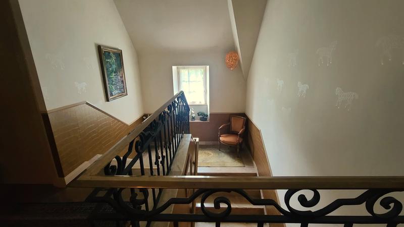 Maison - 380 m² - 14 pièces