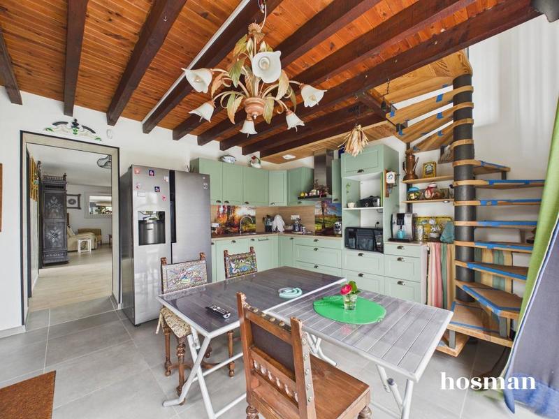 Maison - 139 m² - 5 pièces