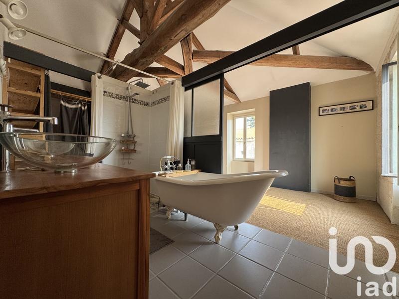 Maison - 180 m² - 7 pièces