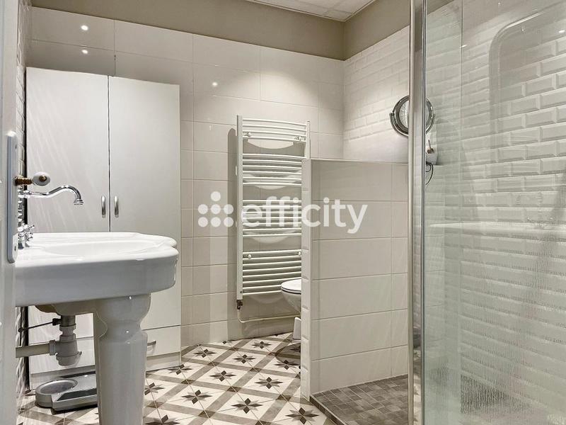 Maison bourgeoise - 220 m² - 7 pièces