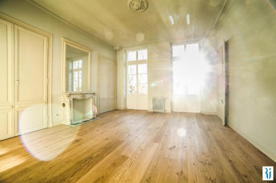 Appartement - 77 m² - 3 pièces