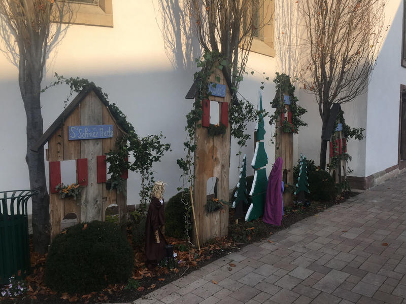 Noëlies : sentier des crèches