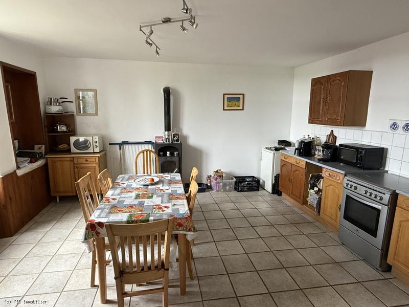 Maison ancienne - 254 m² - 10 pièces