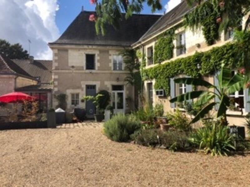 Propriété - 570 m² - 14 pièces